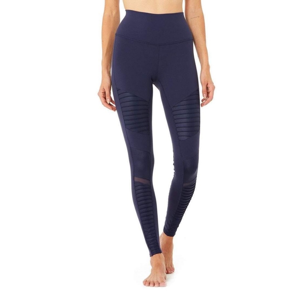 ALO YOGA AIRLIFT MOTO LEGGING ❤️IN STORES❤️